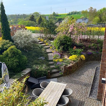 Attraktive Wohnung-Elztalidyll-Zwischen Mosel,Nuerburgring Und Burg Eltz Kollig Екстер'єр фото