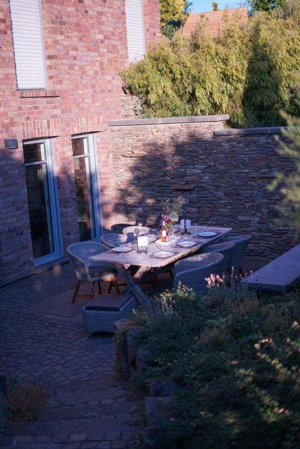 Attraktive Wohnung-Elztalidyll-Zwischen Mosel,Nuerburgring Und Burg Eltz Kollig Екстер'єр фото