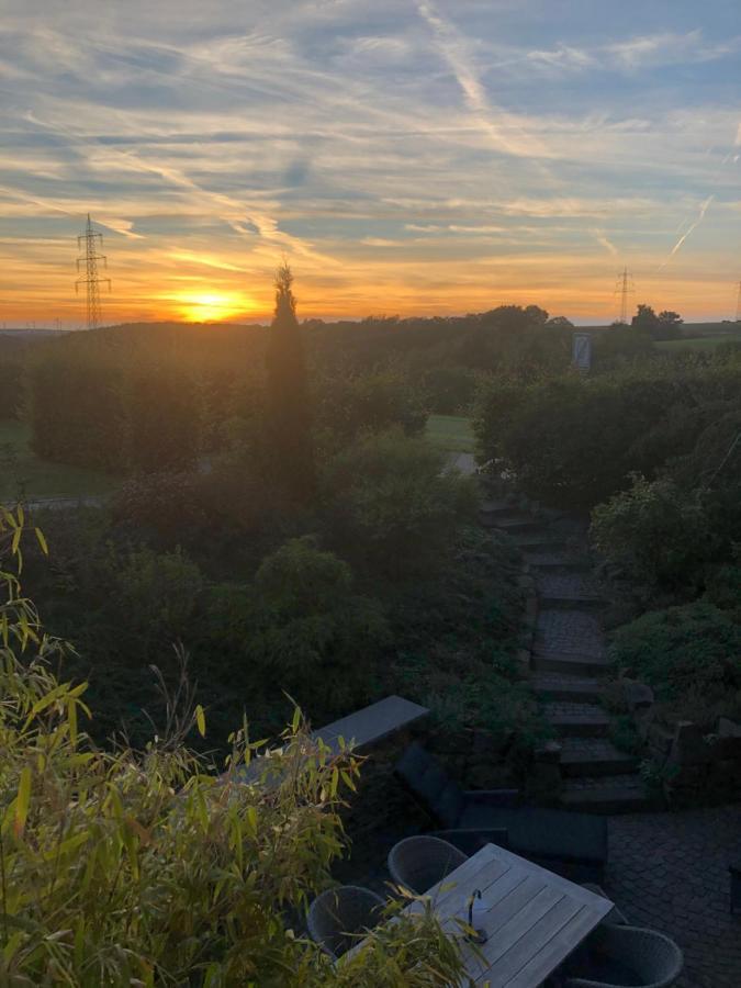 Attraktive Wohnung-Elztalidyll-Zwischen Mosel,Nuerburgring Und Burg Eltz Kollig Екстер'єр фото